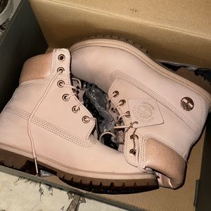 Timberland 6in prem lt pink TB0A1HL6